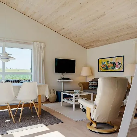 Casa de Férias 6 Person In Gudhjem